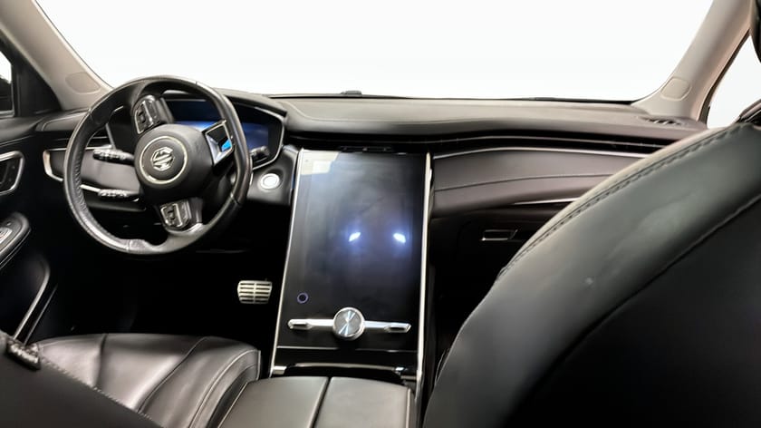 Bild 4 av MG Marvel R LUXURY