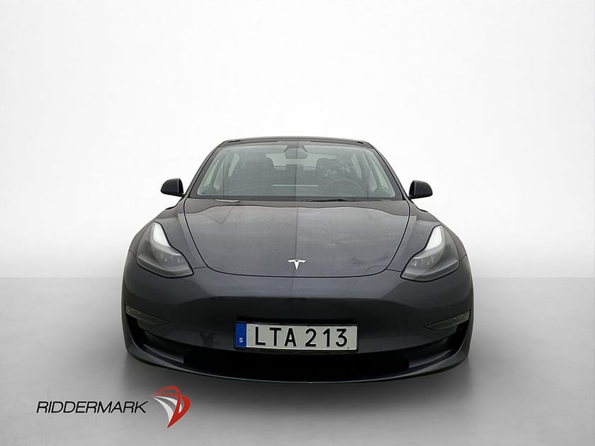 Bild 3 av Tesla Model 3 Long Range AWD Dragkrok Autopilot Rattvärme