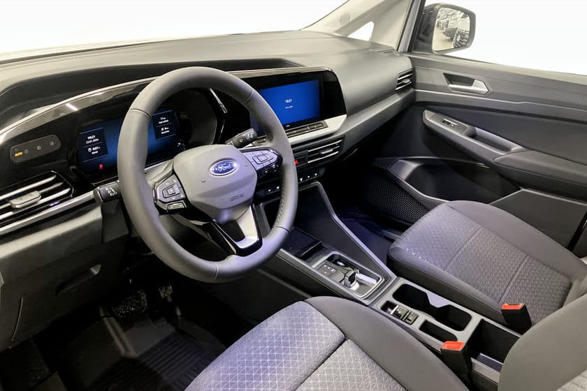 Bild 4 av Ford Grand Transit Connect Skåp L2 Limited 1.5 EcoBoost Plug-in-hybrid 110kW/150hk 6AT