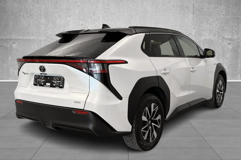 Bilde 5 av Toyota bZ4X Executive Bitone/460 km/JBL/1 eier/ny service/