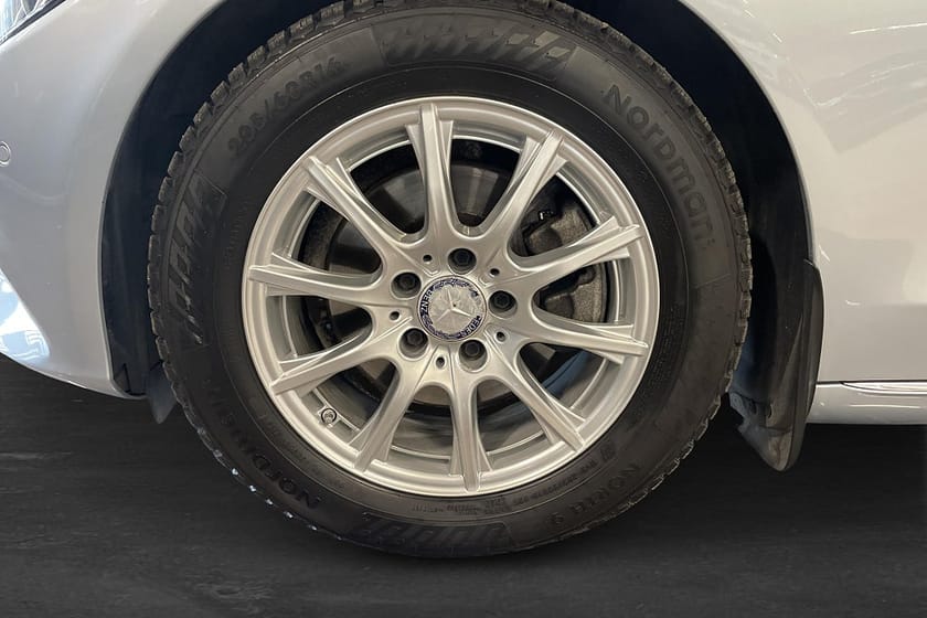 Bild 5 av Mercedes-Benz C 220 d BlueTEC 7G-Tronic Plus Avantgarde M&K-värmare GPS