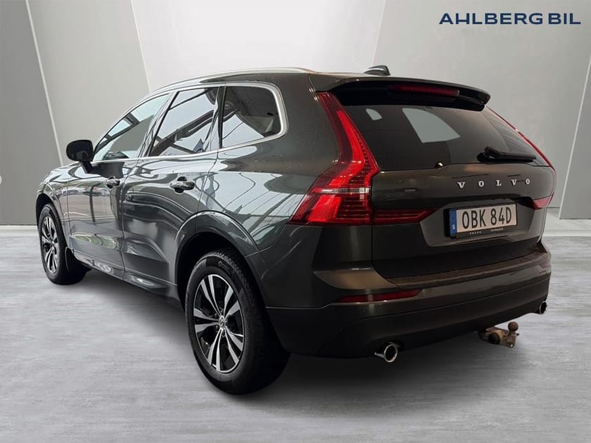 Bild 3 av Volvo XC60 D4 Momentum Advanced Edition. Backkamera, Drag, Navi, Parkeringssupport, Tonade rutor