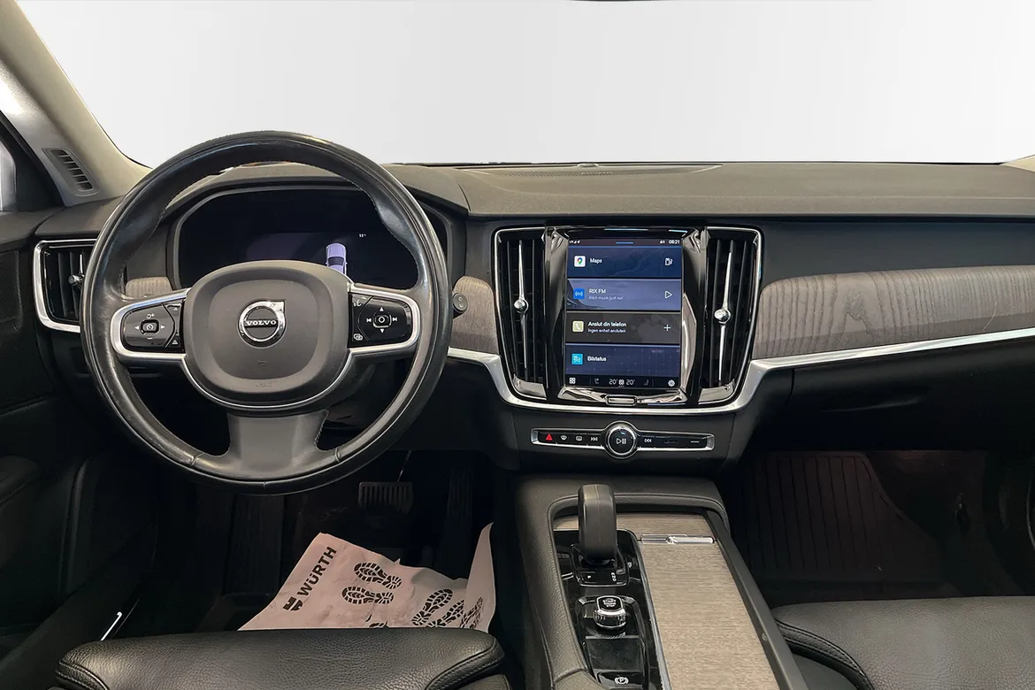 Volvo V90 Cross Country