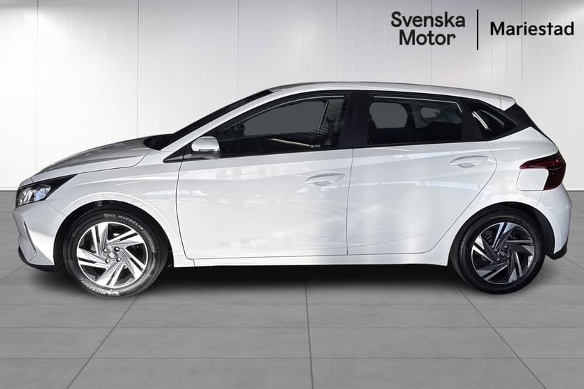 Bild 3 av Hyundai i20 Essential / Manuell / Rattvärme / Bluetooth / P-sensorer