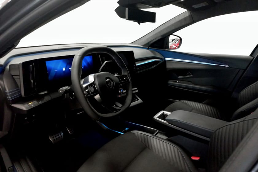 Bild 4 av Renault Scenic E-Tech Scénic Electric esprit Alpine 87kWh/220 - 20" fälgar, Google Maps, 360-Kamera
