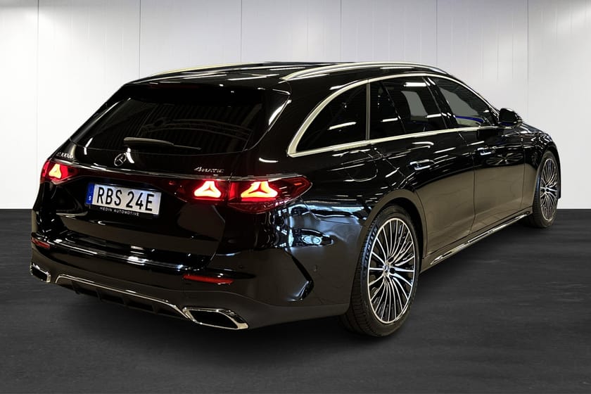 Bild 4 av Mercedes-Benz E 300 d e 4MATIC T DE KOMBI | Amg-Line | Navi | Drag |
