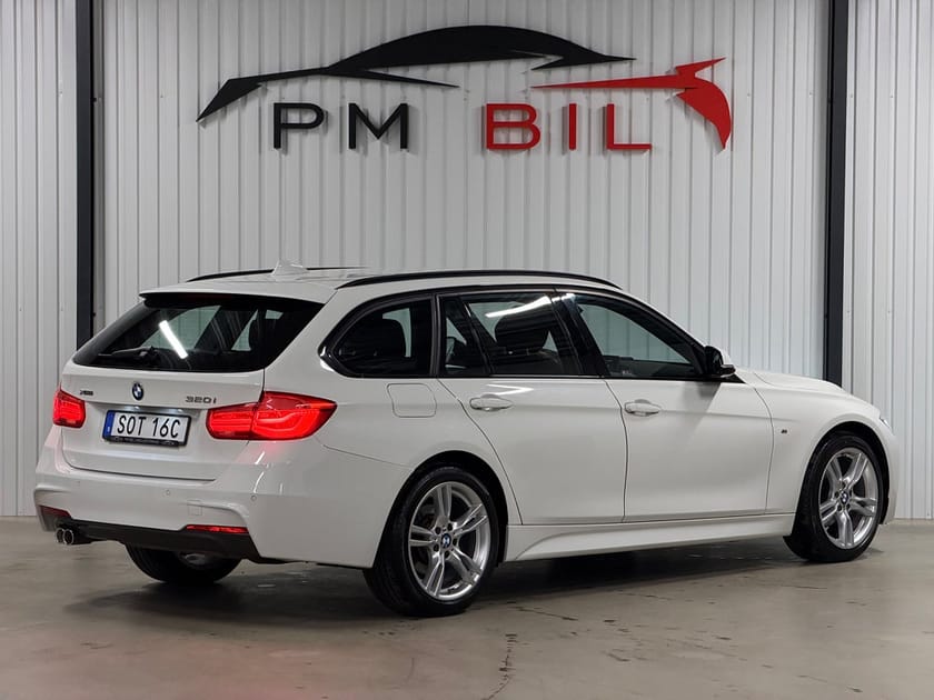 Bild 4 av BMW 320i xDrive Touring 320 Steptronic M Sport Navigator S&V-Hjul