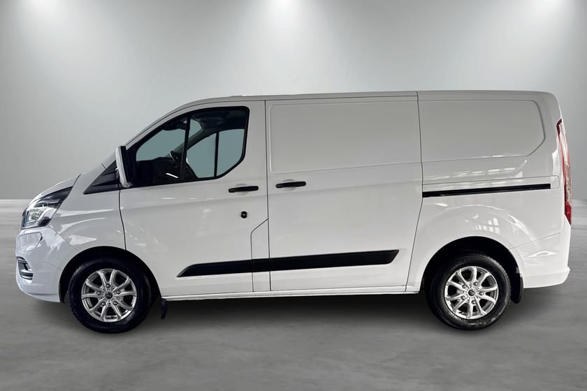 Bilde 2 av Ford Transit Custom 340 Plug-in Hybrid L1 1,0 PHEV 125hk AUTOMAT-NAVI-KAMERA-DAB