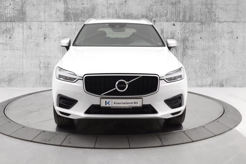 Bilde 2 av Volvo XC60 T8 407 HK/R-Design/Luftfjæring/Hengerfeste