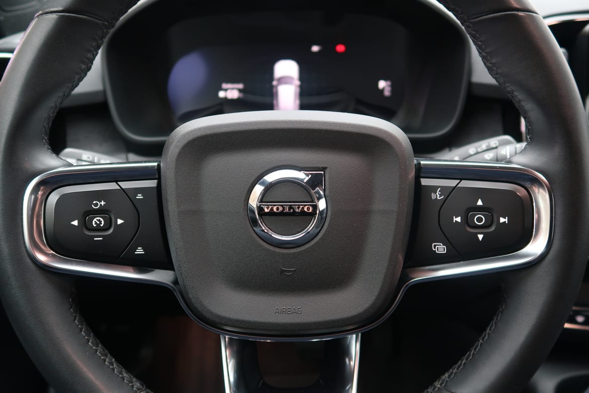 Volvo XC40 2023 - miniatyr 9