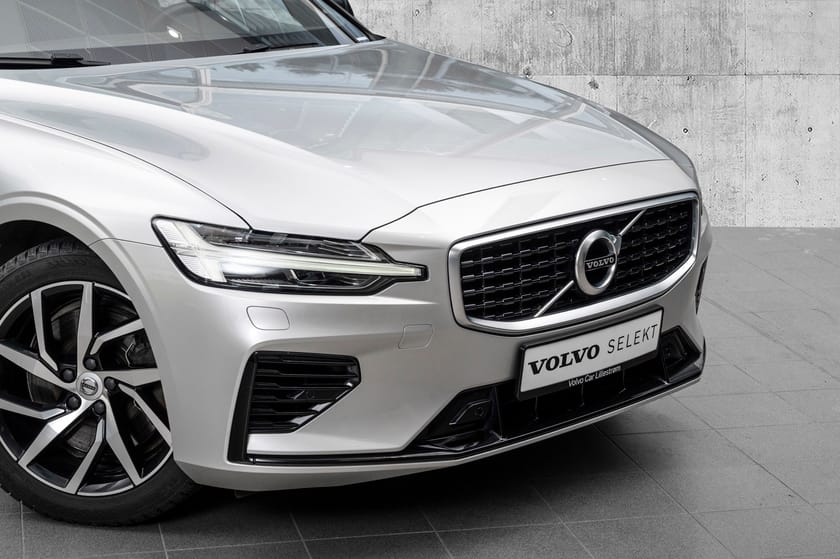 Bilde 2 av Volvo V60 T8 TwinEngine R-design Panoramasoltak Hengerfeste