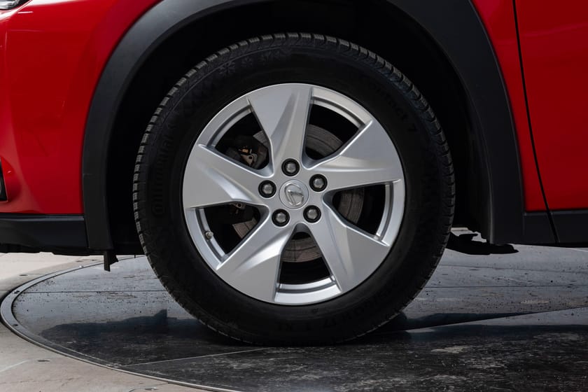 Bilde 5 av Lexus UX 250h E-Four 