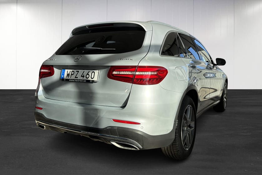 Bild 3 av Mercedes-Benz GLC 220 d 4MATIC AMG Line / Panorama / Burmester / Drag