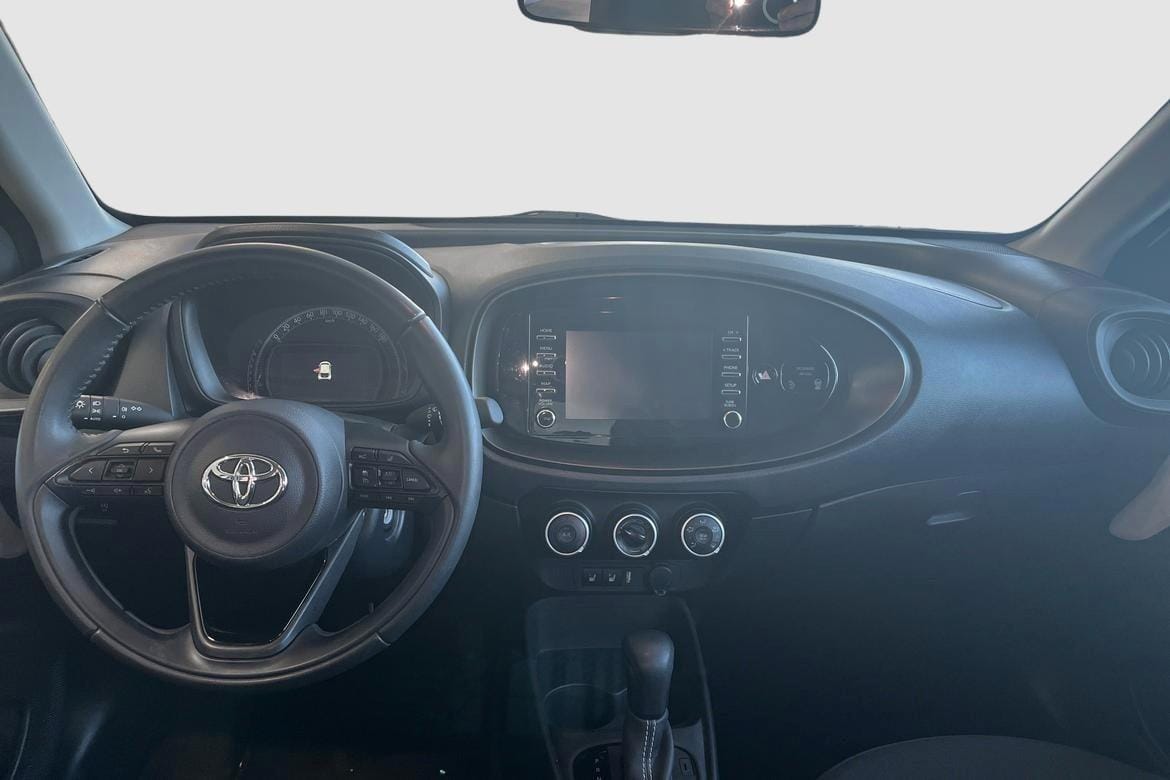 10 / 13
