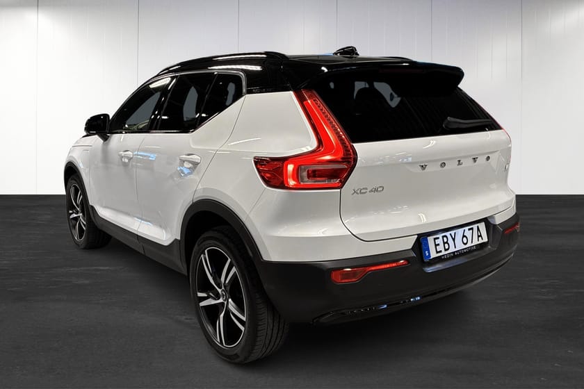 Bild 4 av Volvo XC40 Recharge T5 DCT | R-Design | Pano | 360 | Navi | H&K | Xenon |
