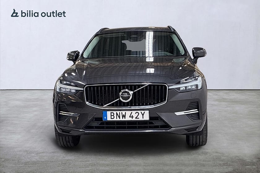 Bild 3 av Volvo XC60 B5 AWD Bensin Momentum Adv Edt 250hk Navi Drag Carplay