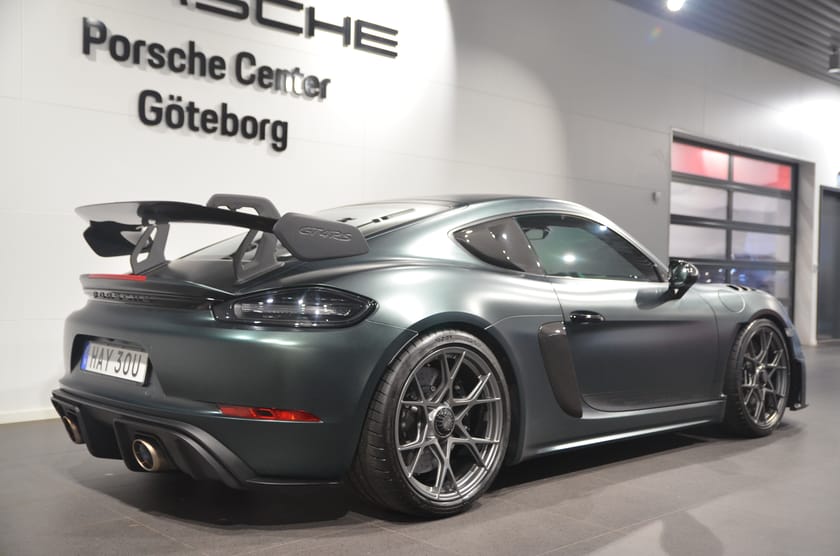 Bild 4 av Porsche Porsche 718 Cayman GT4 RS / Weissach / PCCB