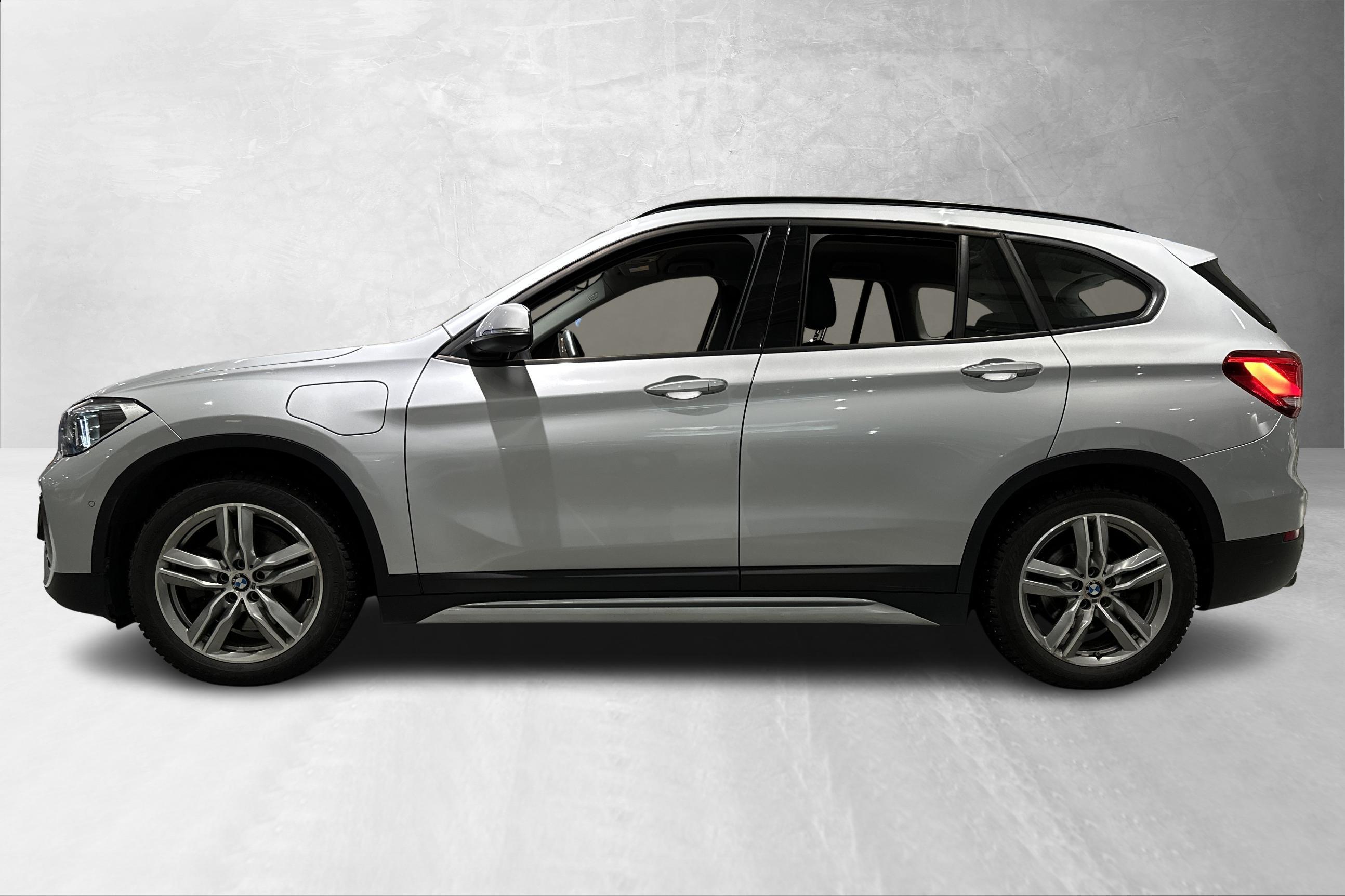 Thumnail bilde 1 av BMW X1 xDrive25e