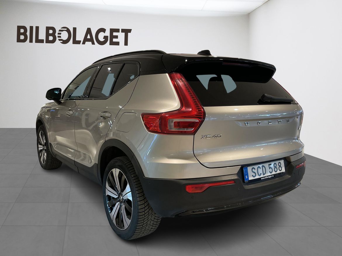 Volvo XC40 2023 - miniatyr 3