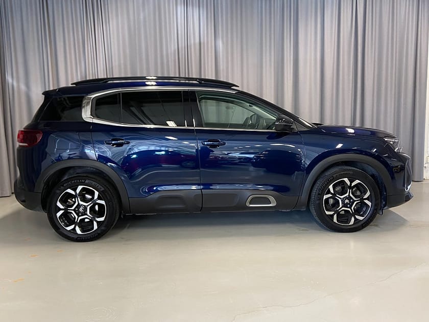 Bild 4 av Citroën C5 Aircross 1.2 PureTech 130hk Shine Navi Apple car