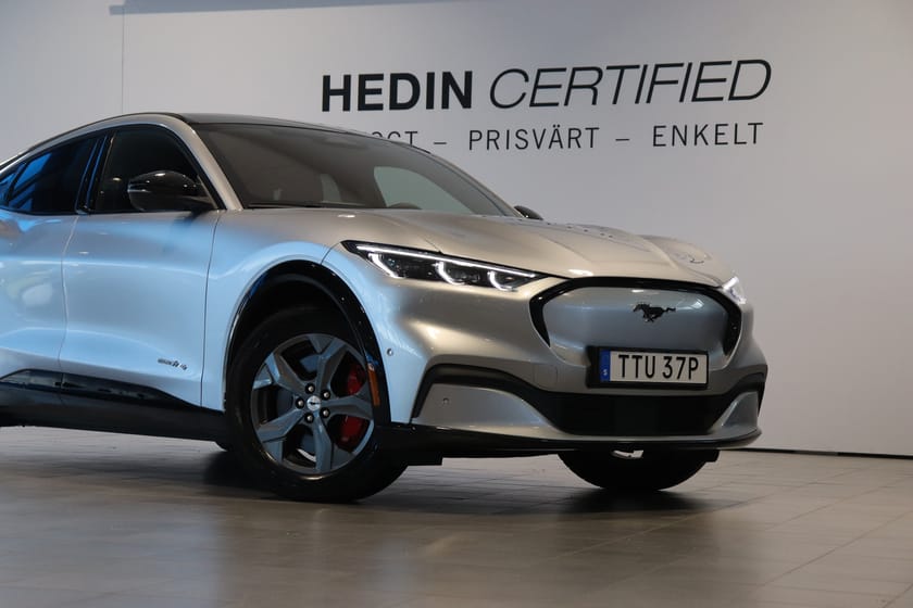 Bild 2 av Ford Mustang Mach-E Standard Range AWD 269Hk | Teknikpaket +