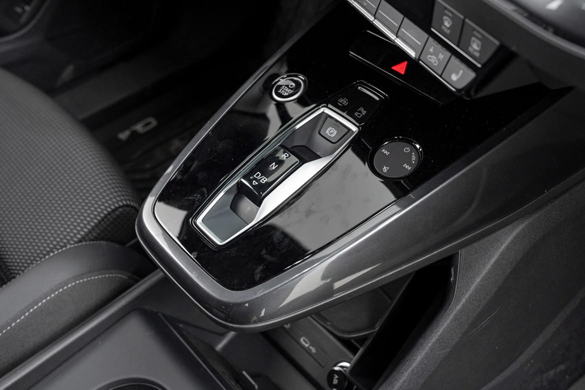 Audi Q4 45 e-tron quattro, 286hk, 2024