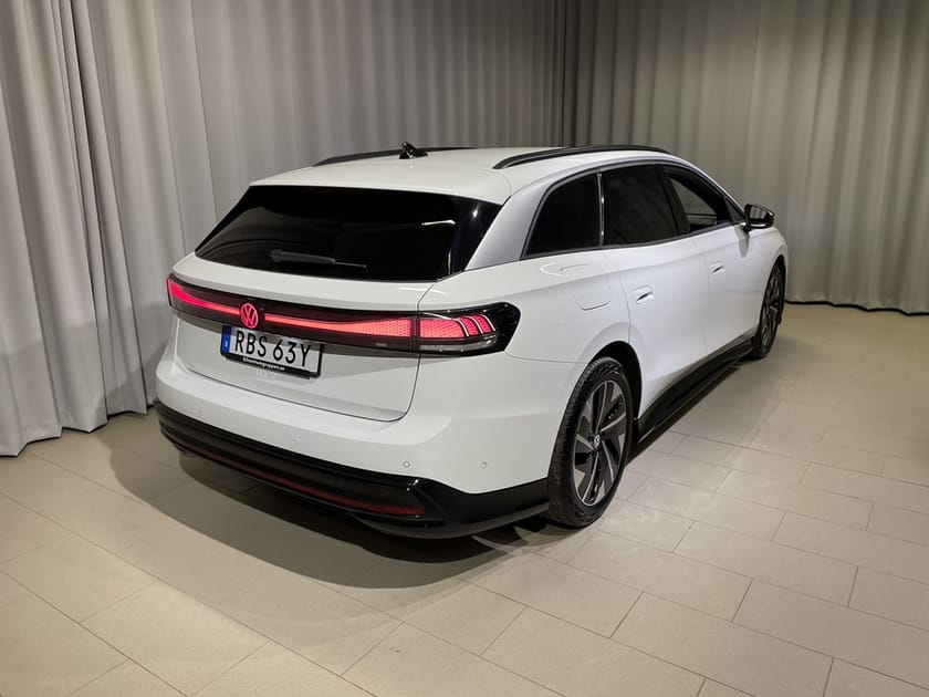 Bild 5 av Volkswagen ID.7 Pro S Tourer 86 KWH, DRAGKROK