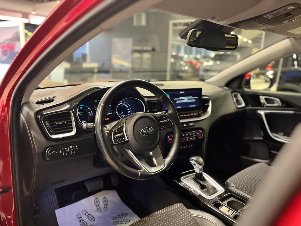 picture of a car