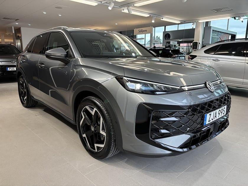 Bild 3 av Volkswagen T-Roc NYA eTSi privatleasing fr.3 095kr MAJ ERBJUDANDE