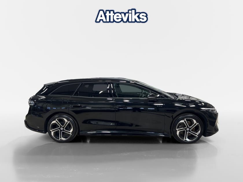 Bild 2 av Volkswagen ID.7 GTX Tourer 340hk Edition/Pano/Drag/HK