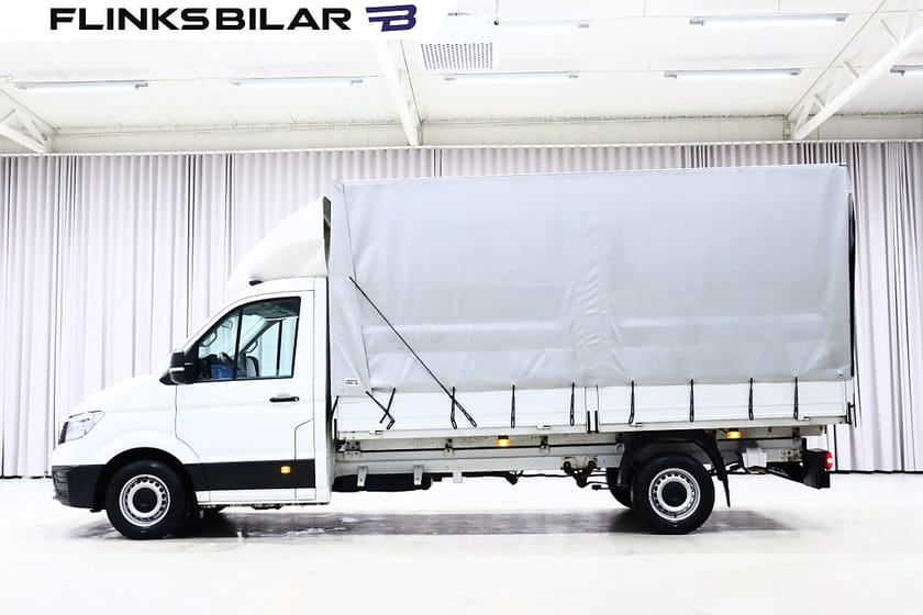 Bild 1 av Volkswagen Crafter Chassi 177HK Automat L4|Flak|Kapell|Momsbil