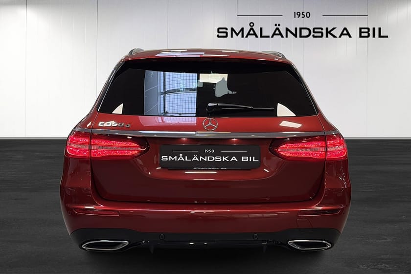 Bild 5 av Mercedes-Benz E 350 T d 350d AMG Line Panorama Drag 258hk
