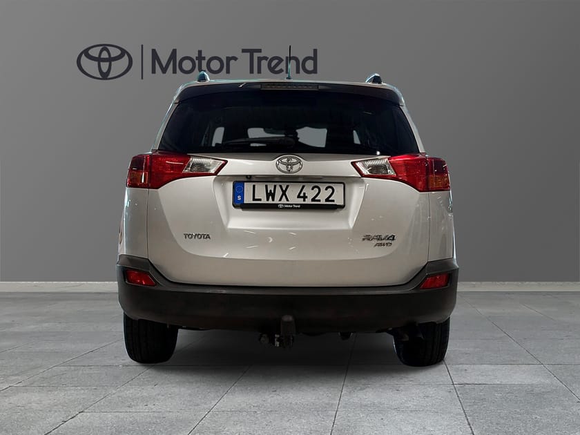 Bild 4 av Toyota RAV4 2.0 BENSIN MANUELL EDITION 50 DRAG M-VÄRM VHJUL