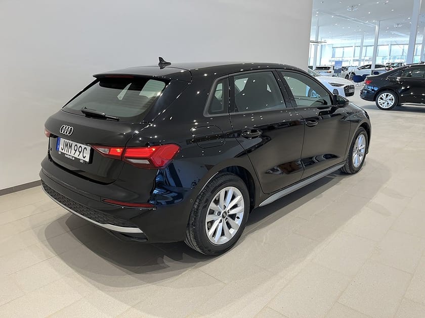 Bild 4 av Audi A3 Sportback 35 TFSI PROLINE
