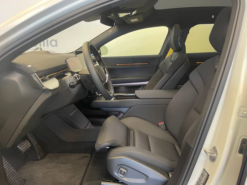 Bild 4 av Polestar 3 Long Range Dual Motor Performance 111kWh Performa Bus Ed