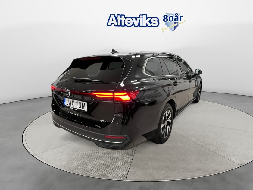 Bild 3 av Volkswagen Passat Sportscombi Business 1.5 eTSi 150hk *P.värmare/Dragkrok*
