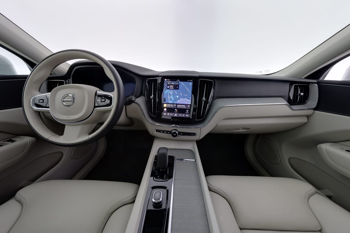 Volvo XC60 2025 - miniatyr 7