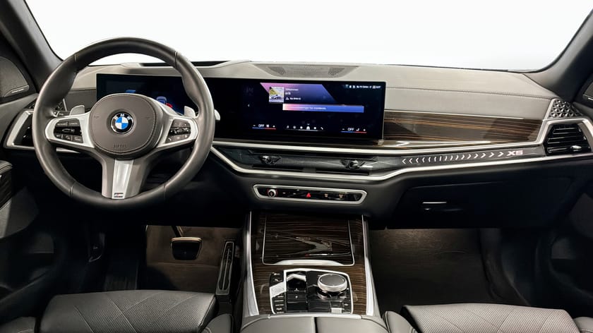 Bild 4 av BMW X5 xDrive30d M Sport Pro Innovation Comfort Panorama H/K 360°