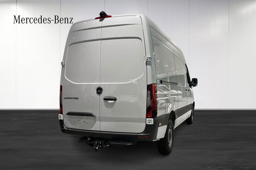 Bild 3 av Mercedes-Benz eSprinter 320 81 kWh SKÅP E A2 PRO OMG LEVERANS