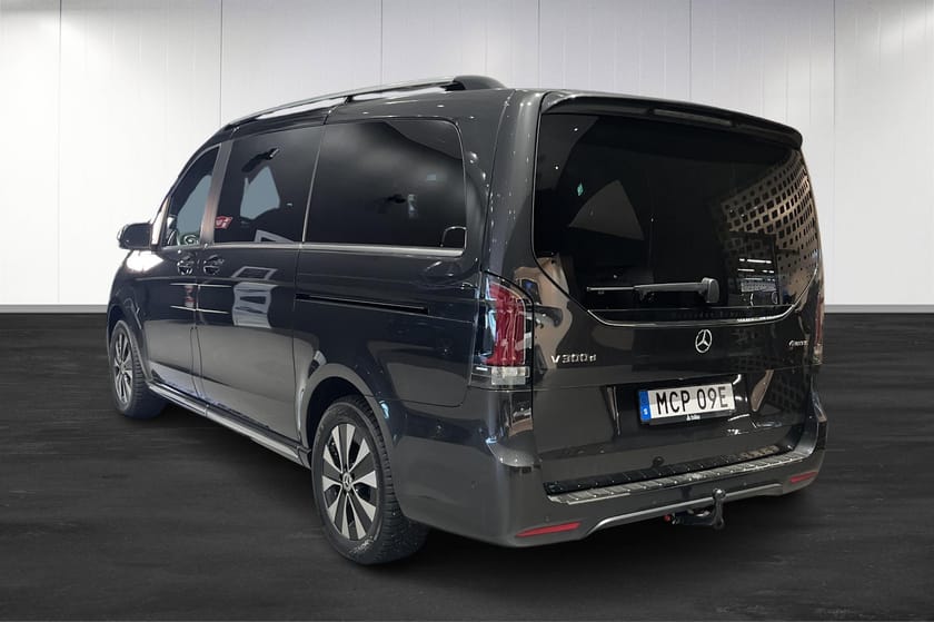 Bild 3 av Mercedes-Benz V 300d 4MATIC 3.2t MOMS BURMESTER Drag Easy pack Dubbla skjutdörrar