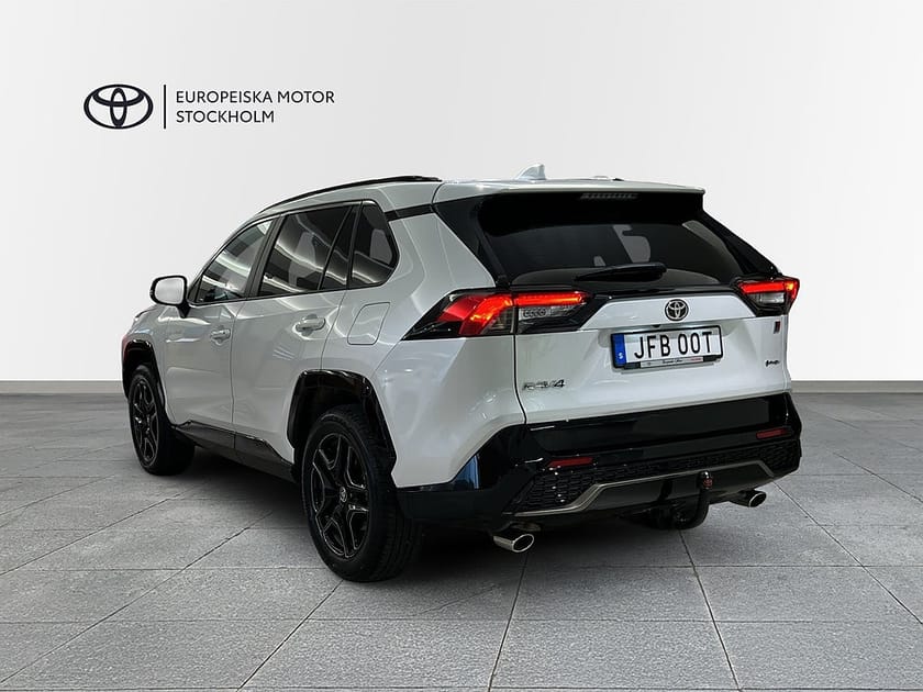 Bild 2 av Toyota RAV4 Plug-in Hybrid 2,5 LADDHYBRID AWD-I GR SPORT / VINTERHJUL