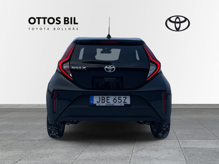 Bild 5 av Toyota Aygo X 1.0 VVT-i Manuell, 72hk - Play Comfort & Style Pack / V-hjul, MoK