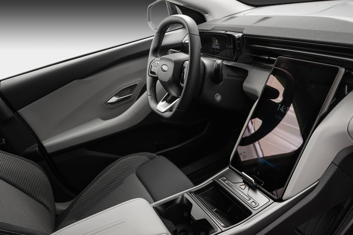 Ford Explorer EV Extended Range AWD 79 kWh AWD, 340hk, 2025