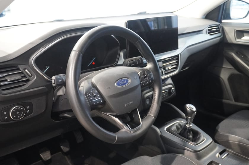 Bild 2 av Ford Focus Active 5dr 1.0T EcoBoost Edition