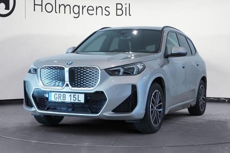 BMW iX1 xDrive30 M Sport Business Ed Drag DA HUD