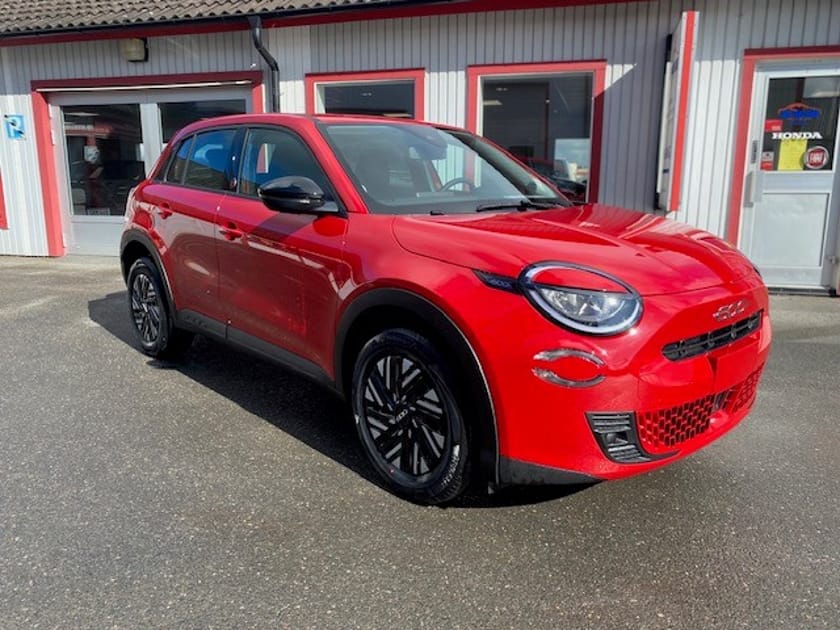 Bild 1 av Fiat 600e Red  ( Privatleasing 3995:-/ mån)