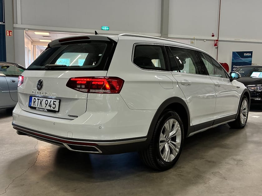 Bild 3 av Volkswagen Passat Alltrack 2.0 TDI 4Motion | Skinn | Värmare | Drag