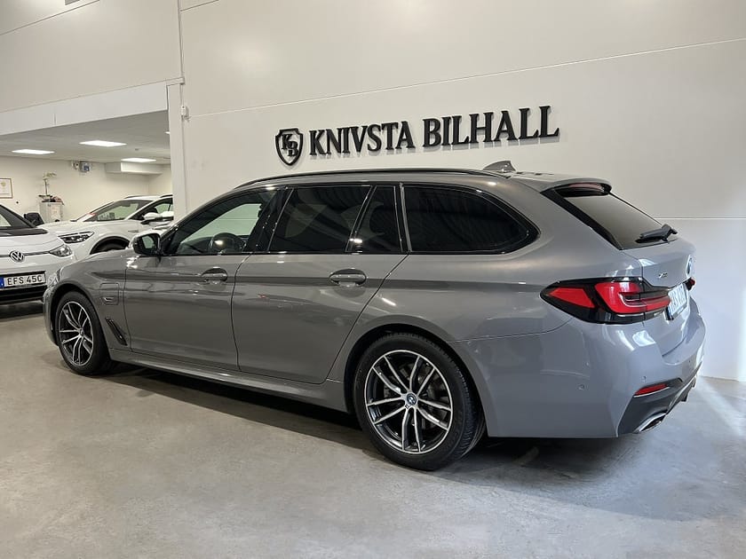 Bild 2 av BMW 530e xDrive Touring Steptronic M Sport 292hk