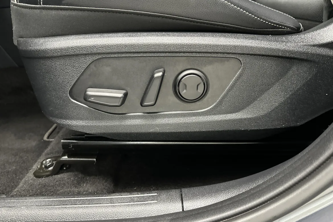 picture of a car