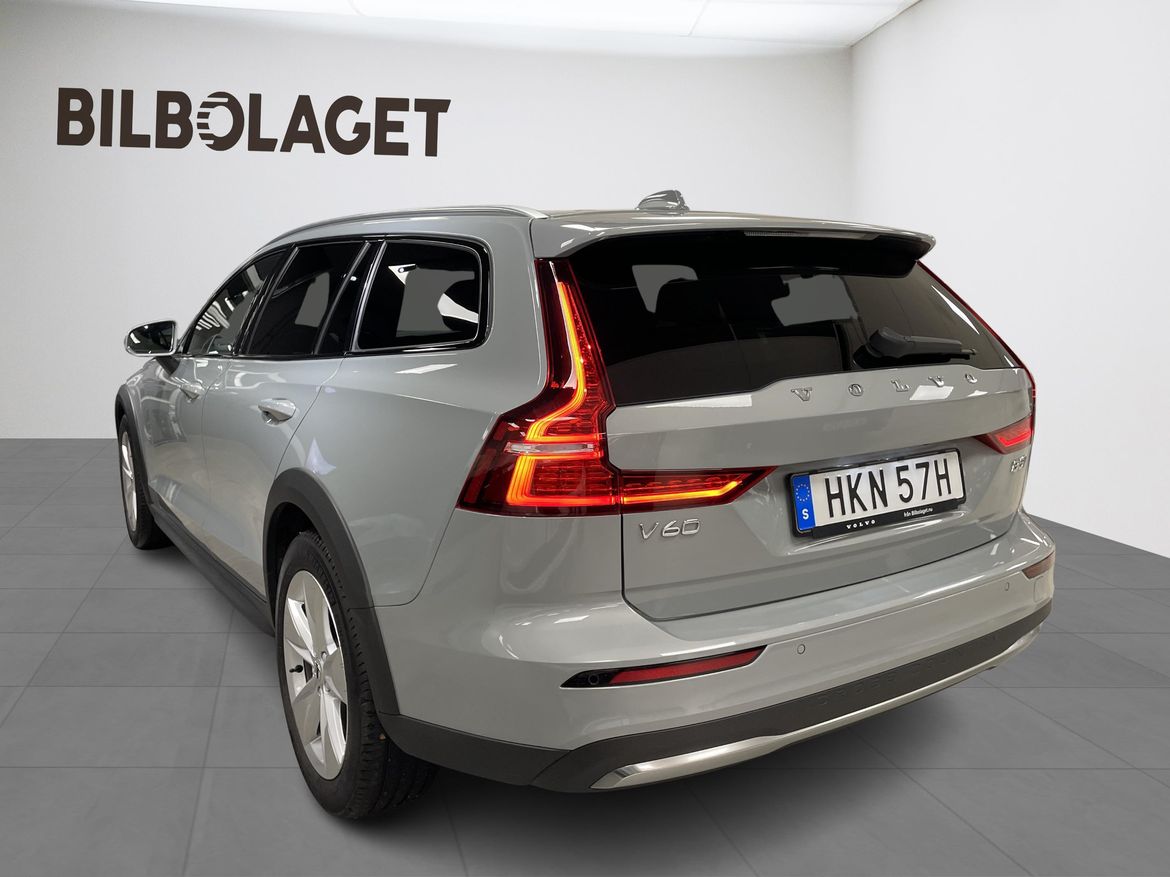 Volvo V60 2024 - miniatyr 3